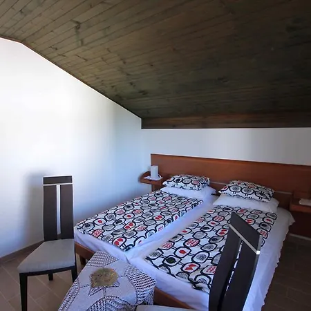 Zuppy Apartment *