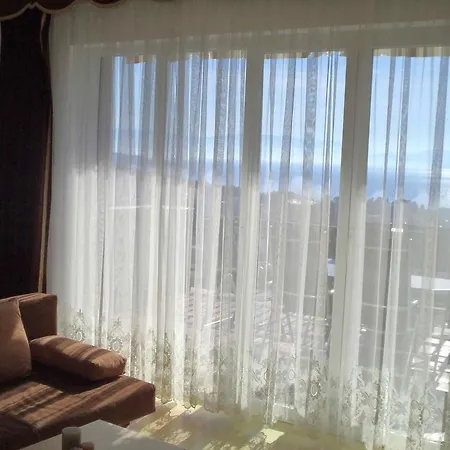 Zuppy Apartment